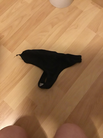 Süßer gut riechender Tanga von mir getragen
